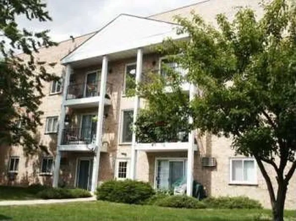 167 W Elk Trl APT 167, Carol Stream, IL 60188