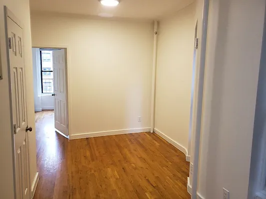 Rented by Skyline Realty LLC II | media 14