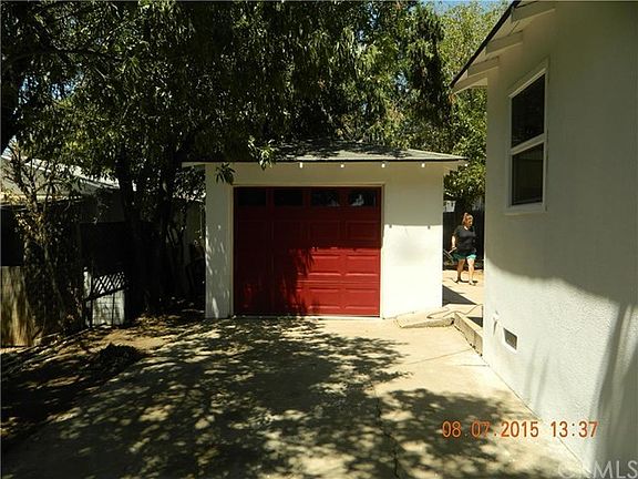 4th image of 34916 Avenue C