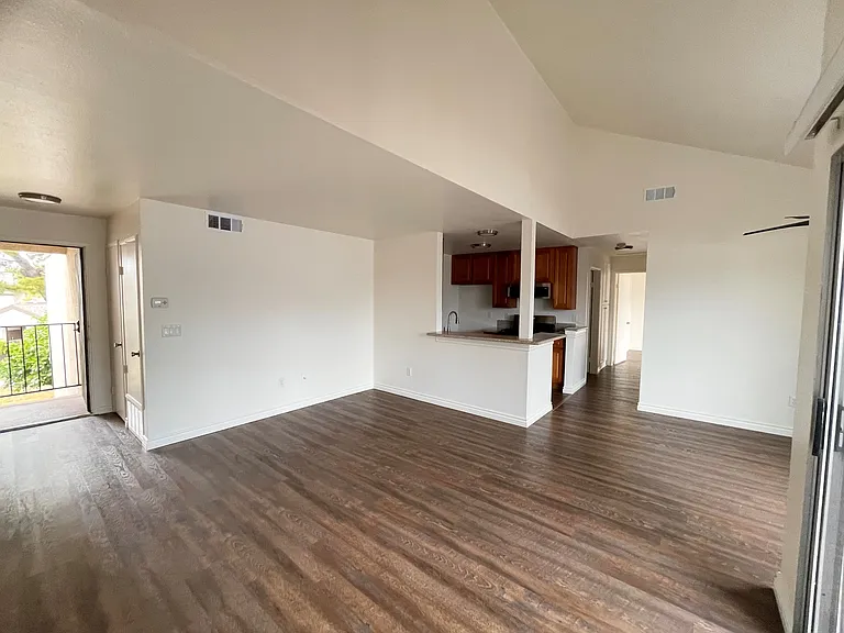 The Pinery Apartments — Photo 11