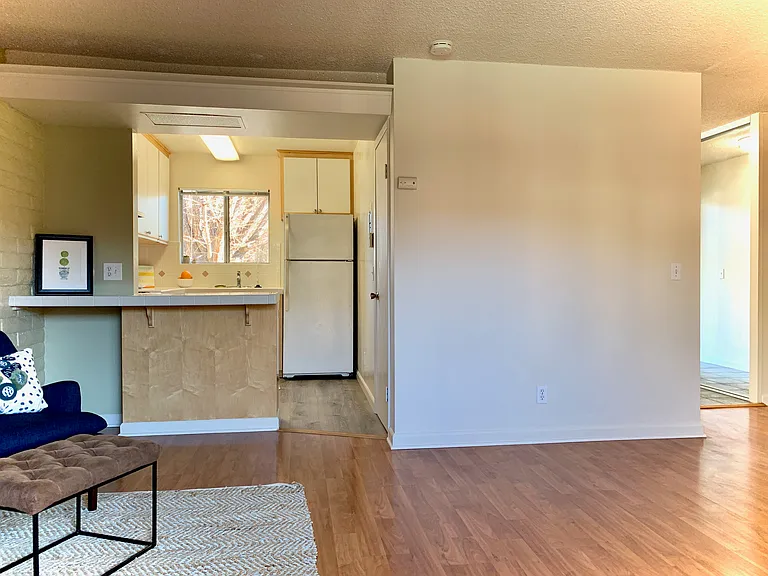 3040 Magliocco Dr #5 — Photo 6