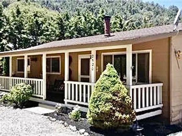 2520 Nadelhorn Pl, Pine Mountain Club, CA 93222