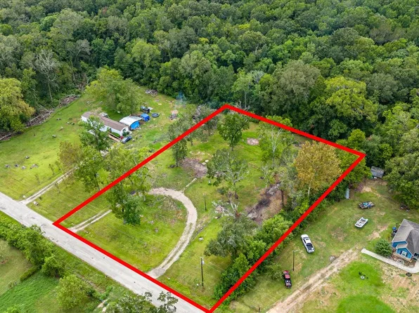 487 County Road 6478, Dayton, TX 77535