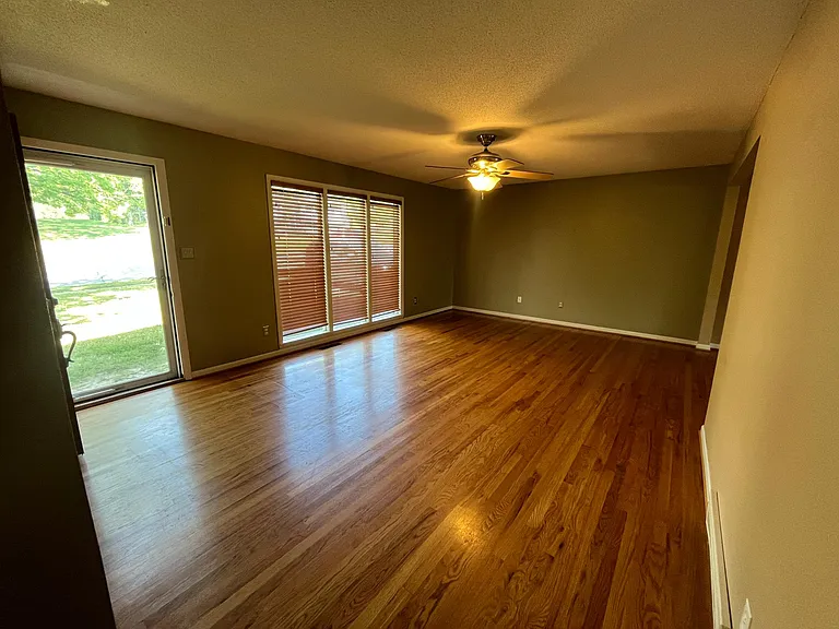 2714 Northridge Dr — Photo 5