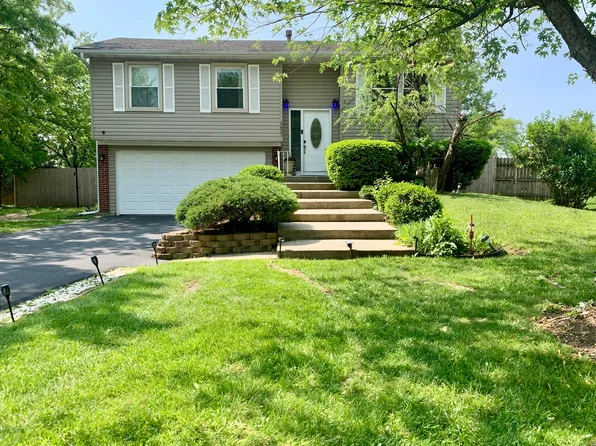 5621 Fernwood Ct, Matteson, IL 60443