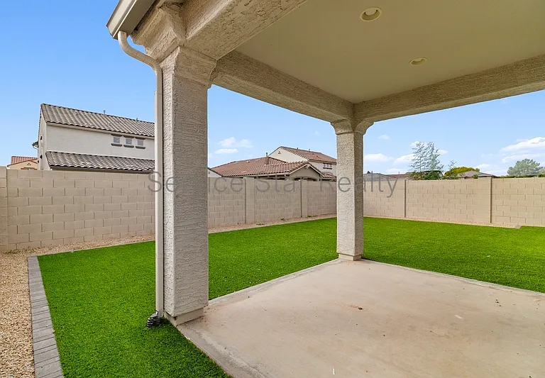 9031 W San Juan Ave — Photo 20