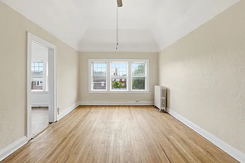 3214 Yorkshire Rd Photo 1