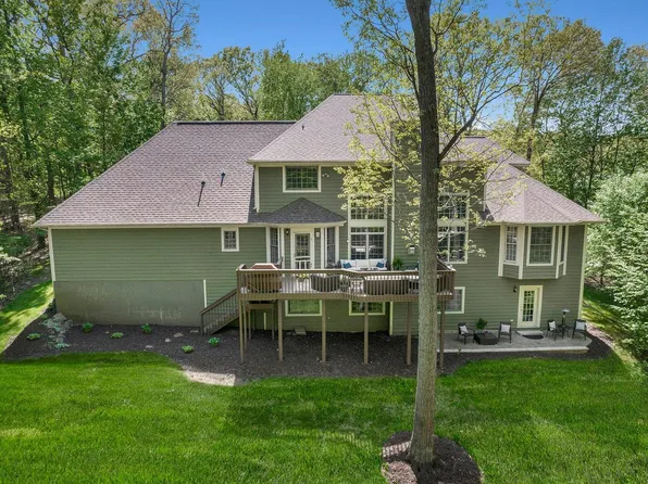 7023 Dunloe Ct NE, Belmont, MI 49306