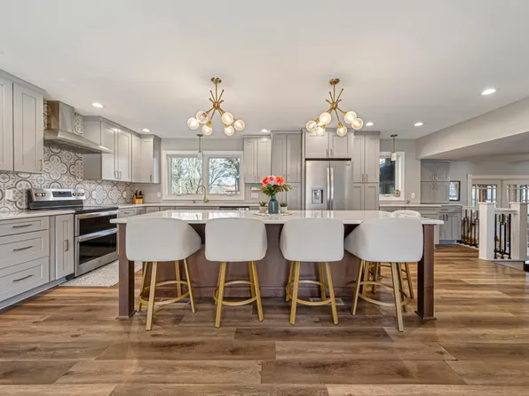 255 W 7th St, Gibbon, MN 55335