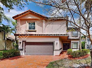 5709 NW 63rd Pl, Pompano Beach, FL 33067