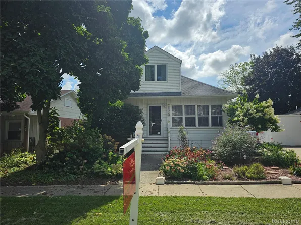 28453 Church St, Flat Rock, MI 48134
