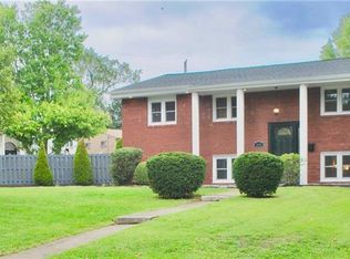 4652 Homeridge Dr, Homestead, PA