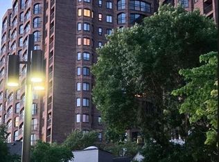 1235 Yale Pl APT 1701, Minneapolis, MN 55403
