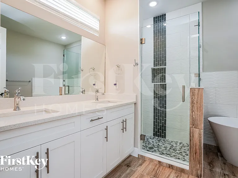 3303 14th St SW — Photo 9
