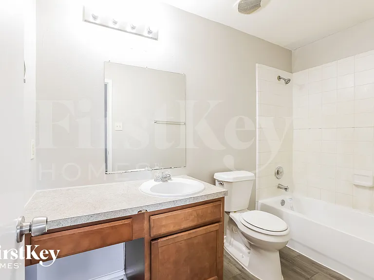 7507 Kennemer Dr — Photo 10