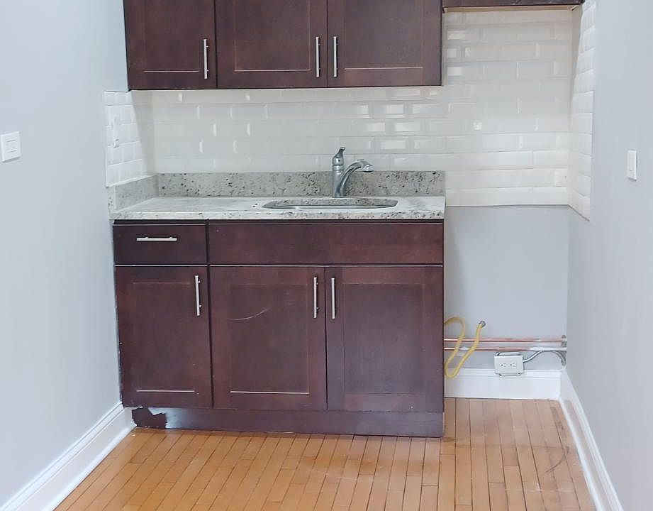 1st image of 4427 N Seeley Ave APT 205