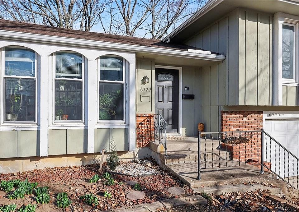 6727 Antioch Rd, Overland Park, KS 66204 | Zillow
