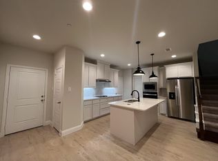 633 Sandiford Ct, Mansfield, TX 76063