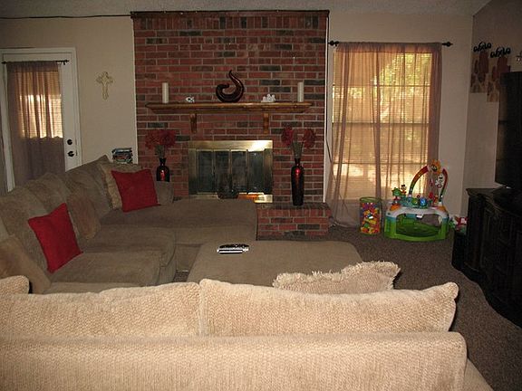 2nd image of 2530 Santa Cruz Ln