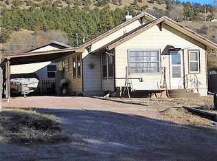 507 S 4th St, Hot Springs, SD 57747