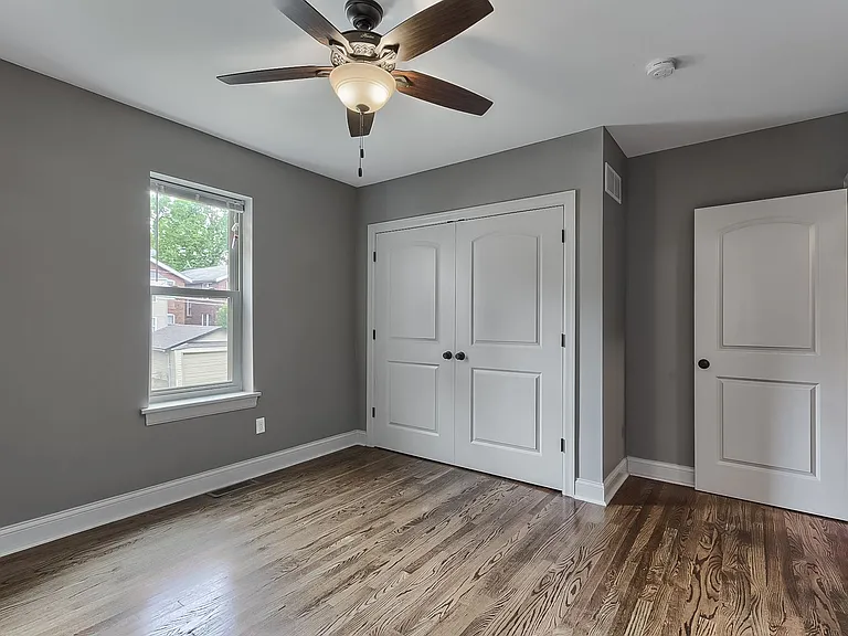5204 Oleatha Ave #1W — Photo 12