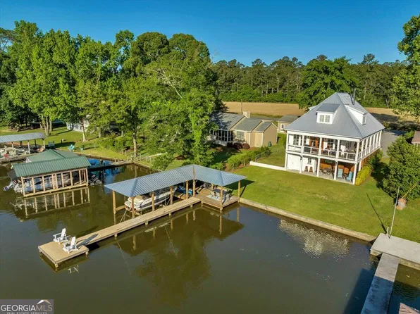 1050 Flournoy Rd, Warwick, GA 31796