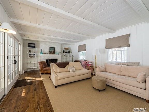 4th image of 14 Oakwood Dr