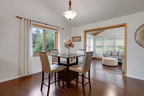 4th image of 245 Berkshire Ln N #245