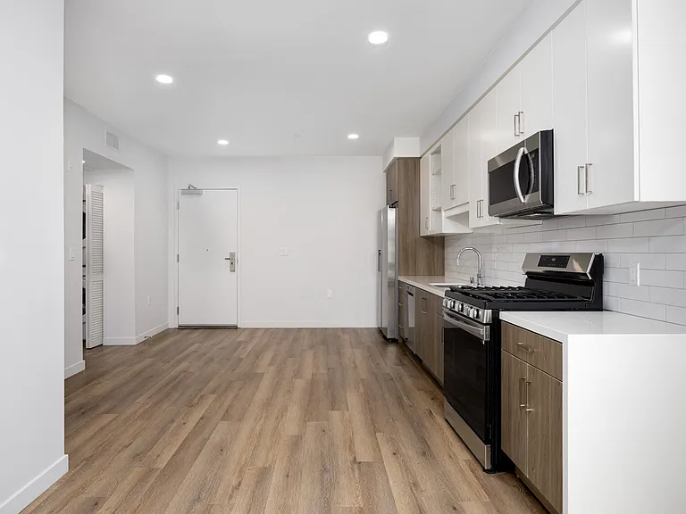 Solari Silver Lake — Photo 21