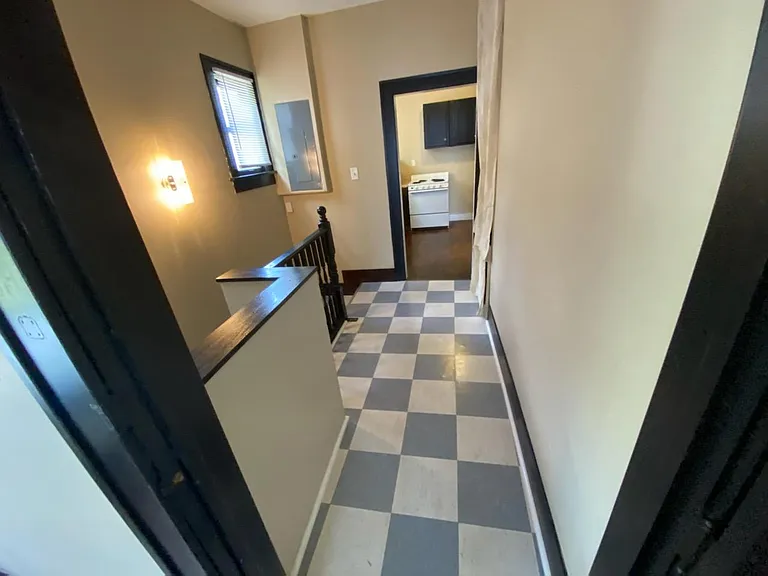 41 Gilbert Ave #E — Photo 18