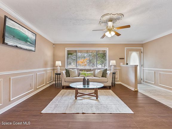 4th image of 701 Rostock Cir NW