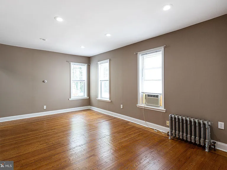 4118 Pechin St — Photo 3