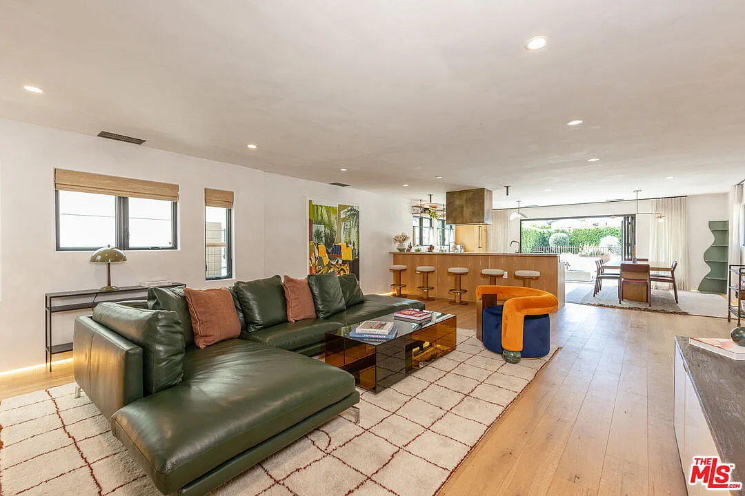 4 bed, 3.0 bath, 2296 sqft, $14,488 — Photo 2