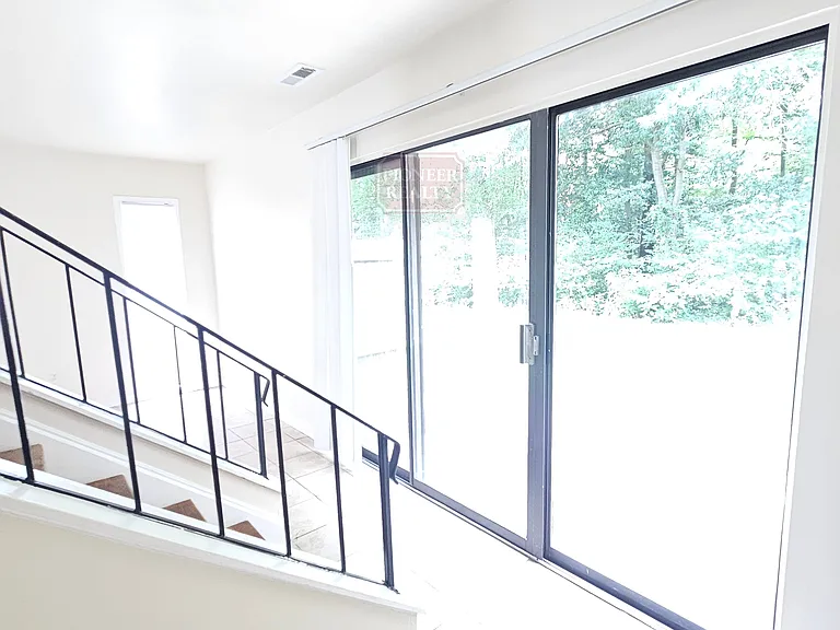 3101 Danzler Cir — Photo 9
