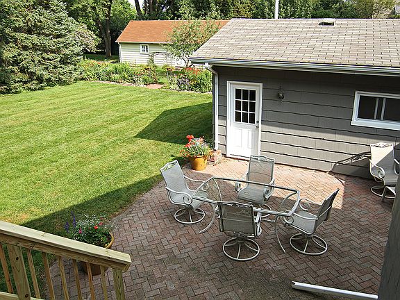 5th image of 2809 Aglen Ave