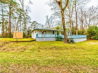 307 Ridgewood Rd, Goodrich, TX 77335