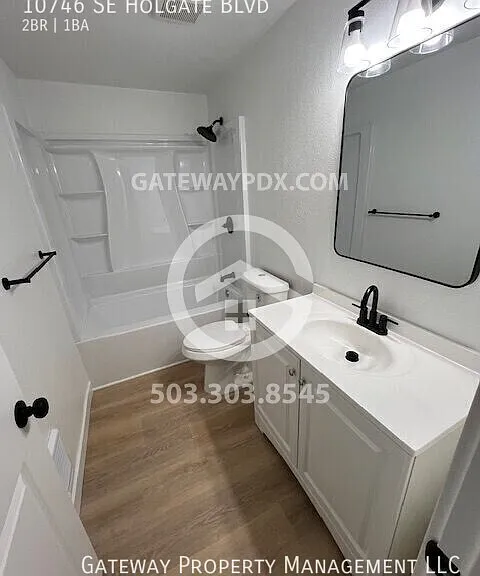 10746 SE Holgate Blvd — Photo 10
