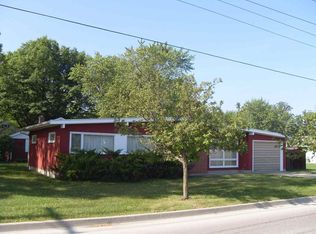 206 W Parr Rd, Berne, IN 46711