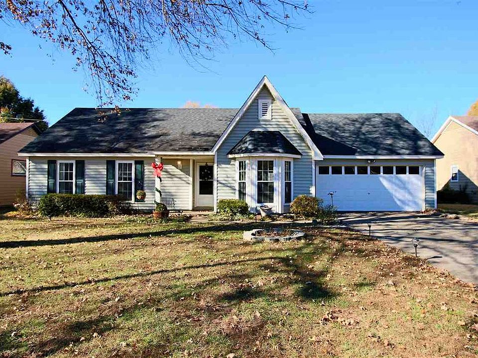 1st image of 2621 Sunbury Cir