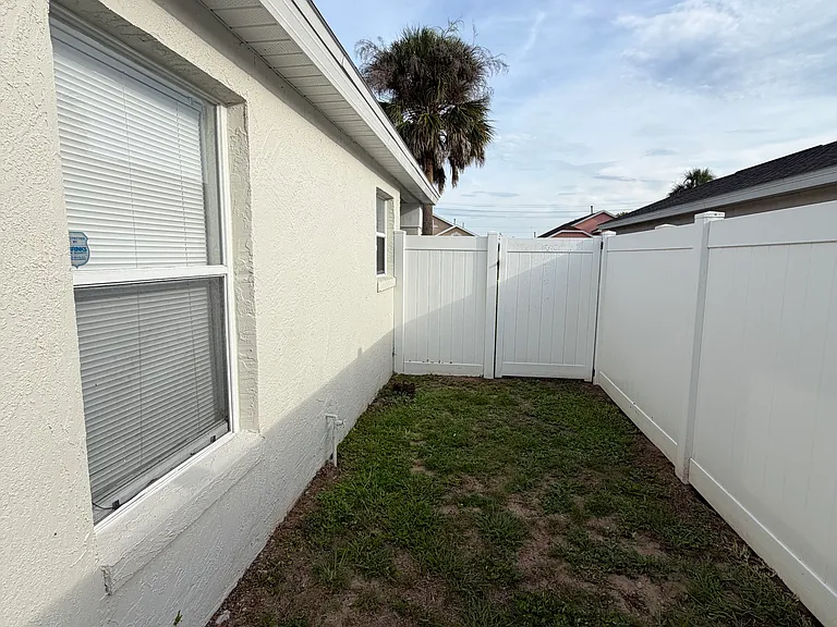 1646 Oak Hill Trl — Photo 48