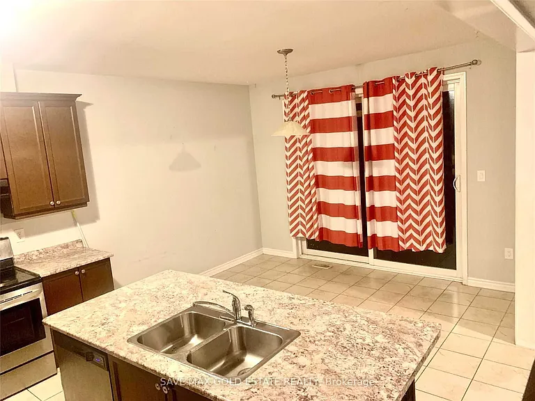 9 Troyer St #UPPER — Photo 9
