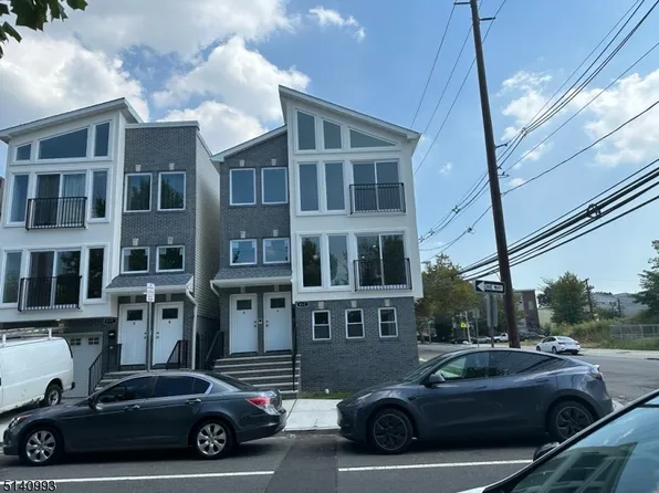 412 South 11th Street, Newark City, NJ 07103