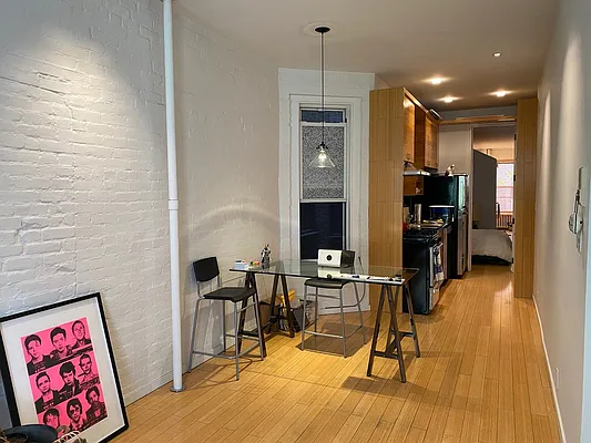 Rented by Tipping Point Real Estate LLC | media 11