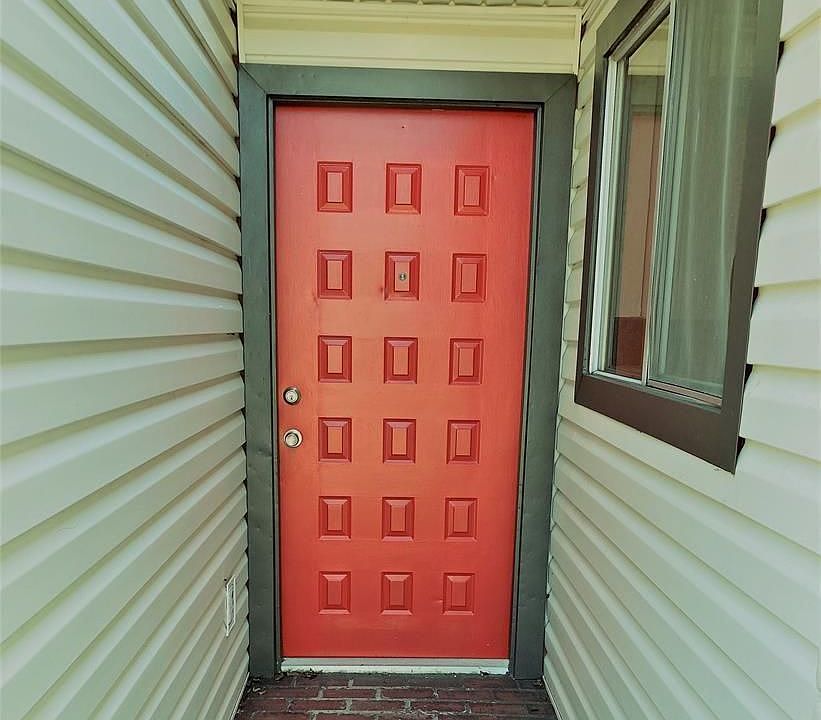 1st image of 6423 Ivyknoll Dr