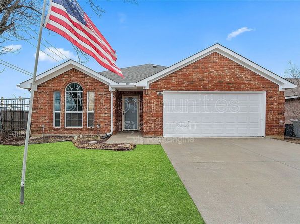 824 Bridle Trl