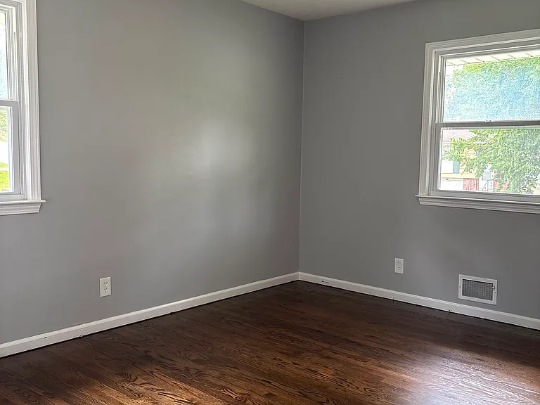 10209 Fremont Ave — Photo 5
