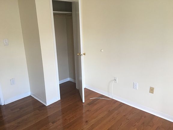 4th image of 12 Harmon St #1