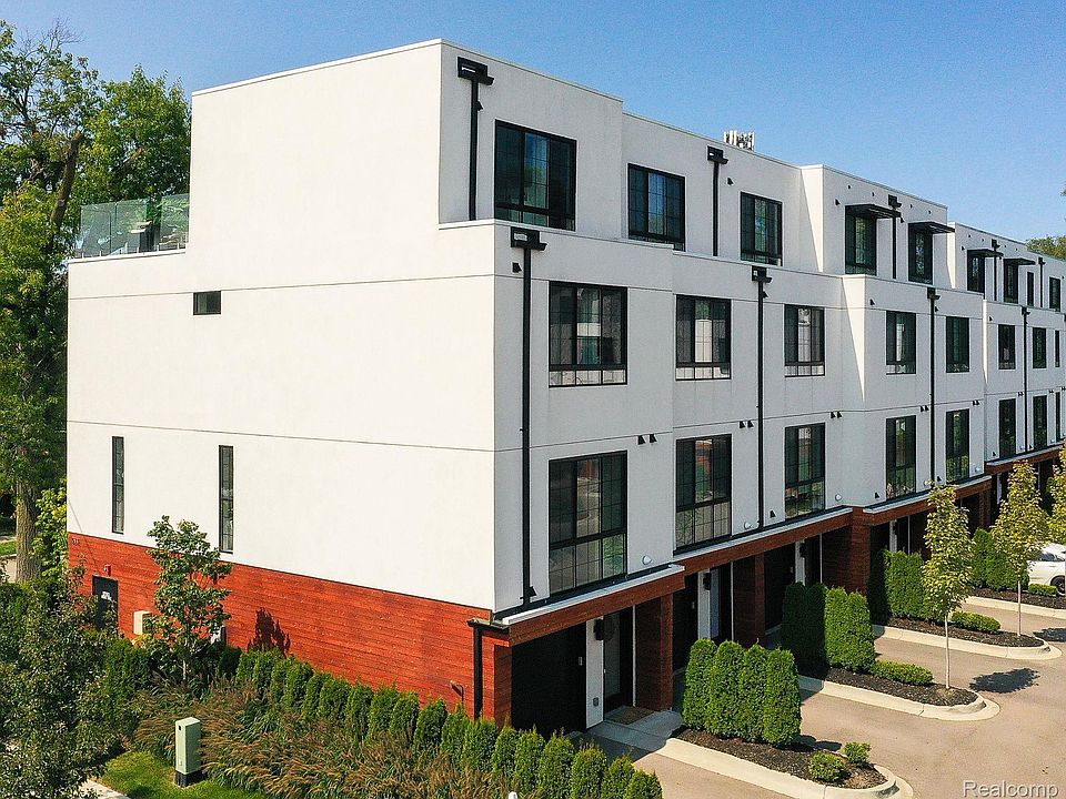 1st image of 533 E Harrison Ave #1