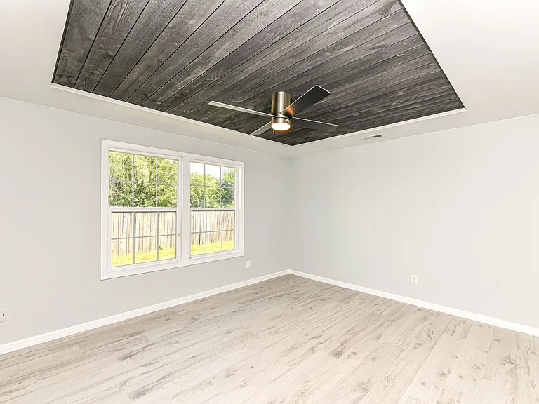 3933 Bergamot Ct — Photo 16