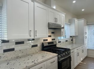 4365 W 5th St, Los Angeles, CA 90020